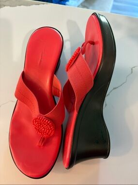 Italian Shoemakers Size 7 Wedge Sandal